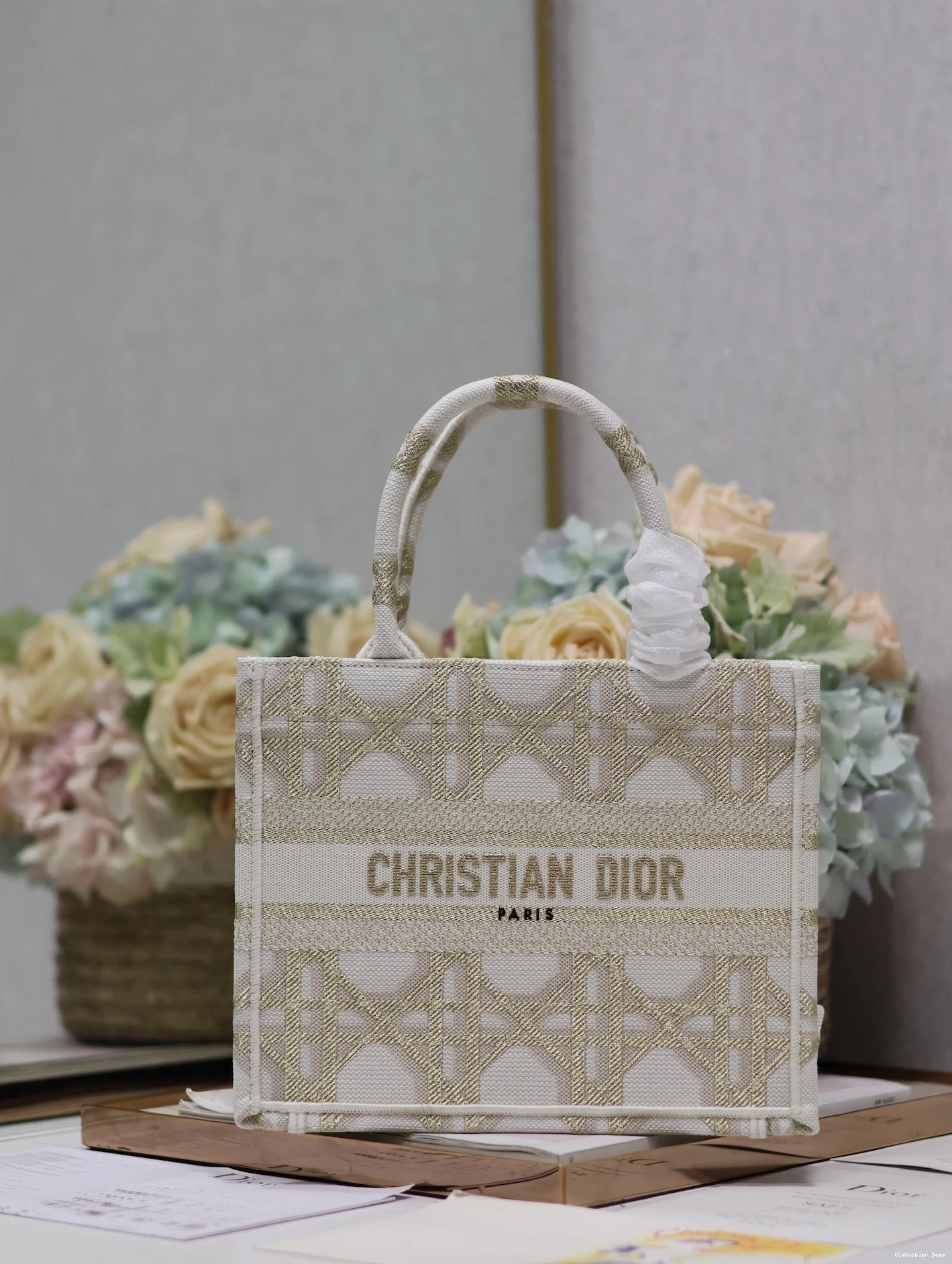 DIRO TOTE-26.5*21*14CM SMALL BOOK 0722